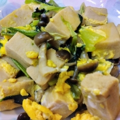 久しぶりに高野豆腐を食べました
お出汁が染みて美味しかったです
(•ө•)♡